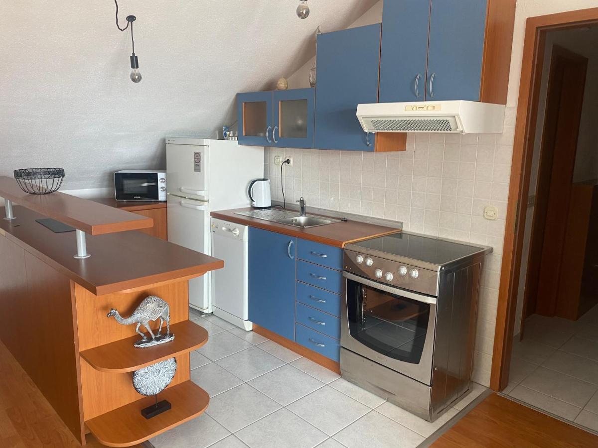 Top Floor Apartment With Sea View Kaštela Extérieur photo