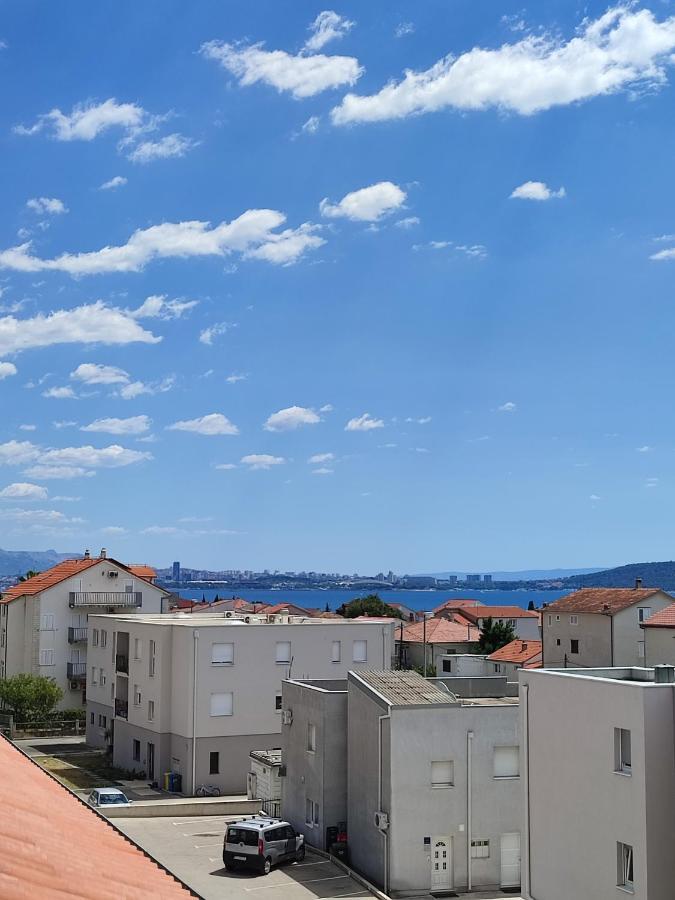 Top Floor Apartment With Sea View Kaštela Extérieur photo