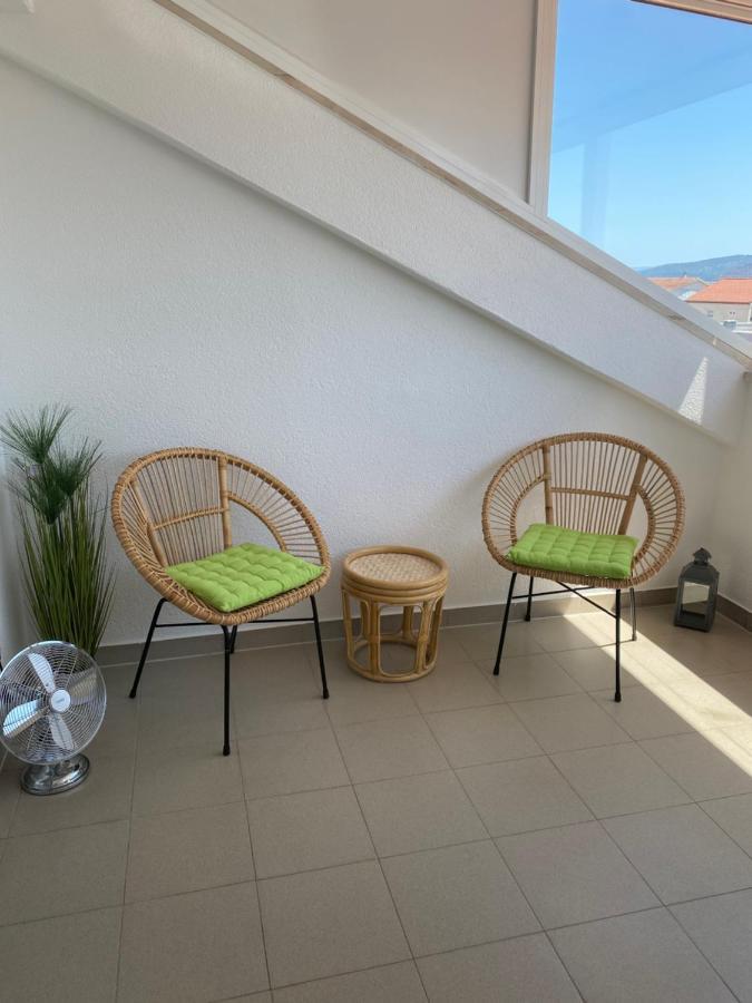 Top Floor Apartment With Sea View Kaštela Extérieur photo